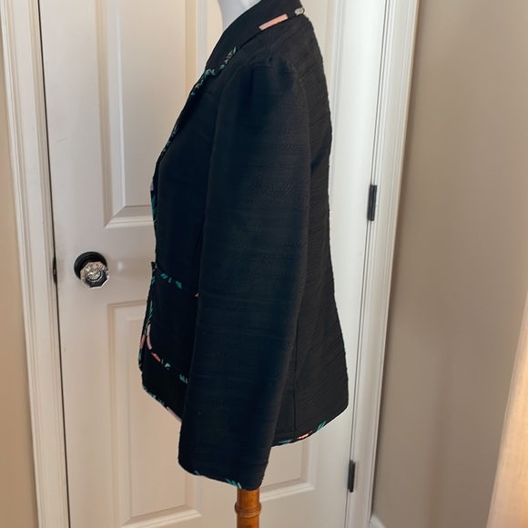 Kate Spade puff sleeve cotton blazer - black/multi floral color trim - size 10. - Picture 4 of 7